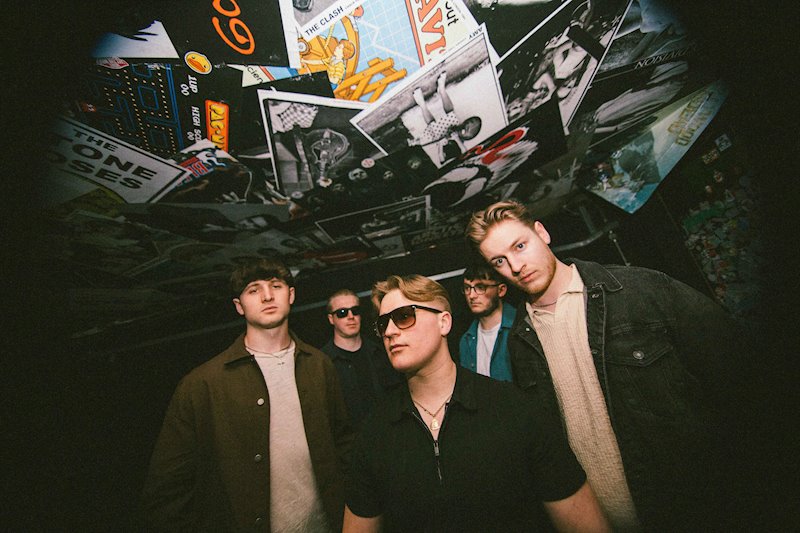 REVIEW: The Mucks – Need Your Love