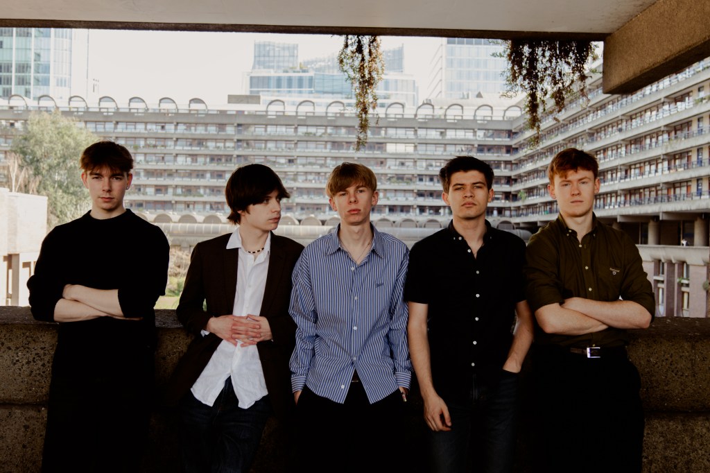 REVIEW: Emergency Break – Dollface