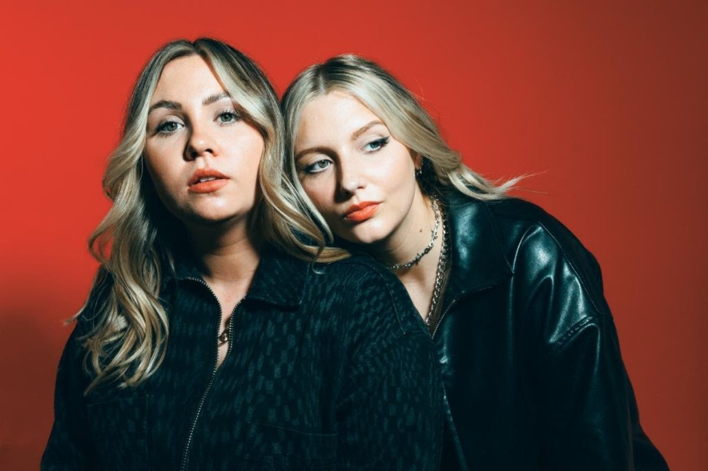 REVIEW: Dirty Blonde – Looking For&nbsp;Trouble