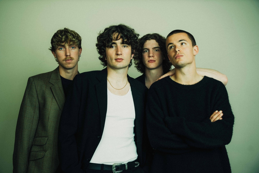 Review: The Royston Club – ‘Glued To The Bed’