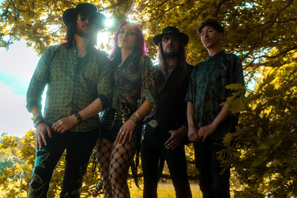 REVIEW: Two Odds Make an Even – Star&nbsp;Circus