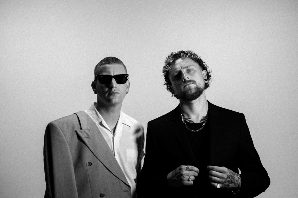 Single Review | Stainless Steel | Kid Kapichi